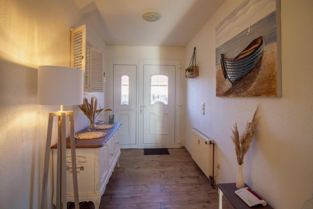 Ferienhaus Sita Krummhörn エクステリア 写真